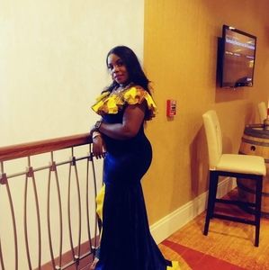 Meet your Posher, Victoria